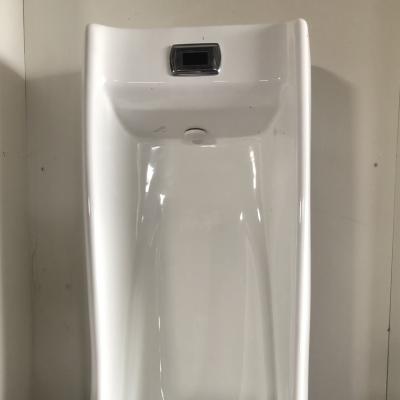 tiểu nam to kèm van cảm ứng